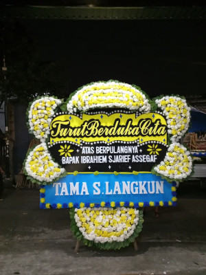 Papan Bunga Duka di Ganting Parak Gadang